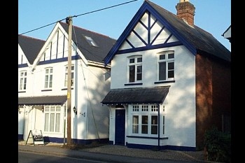 Tarts Court 1
