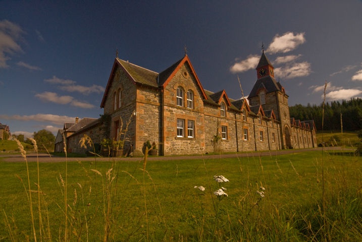 4 star Courtyard Cottages