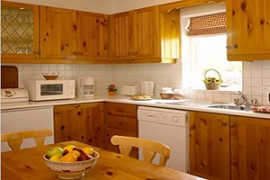WATERSIDE COTTAGES