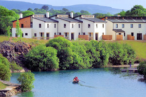 BALLYHASS LAKES HOLIDAY HOMES