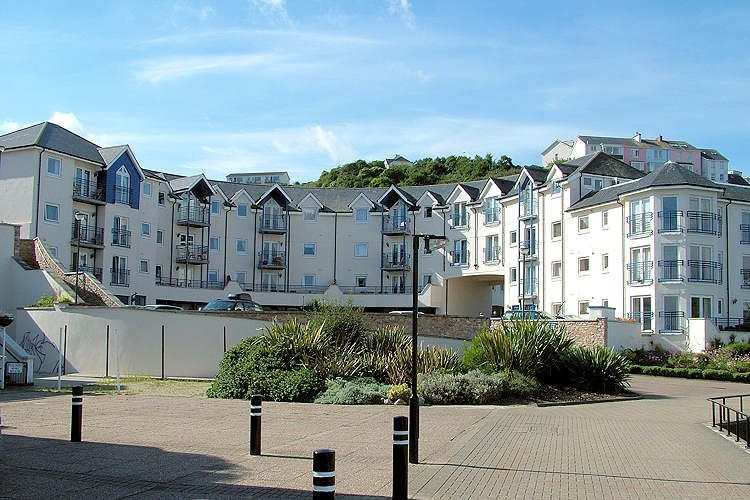 42 Moorings Reach