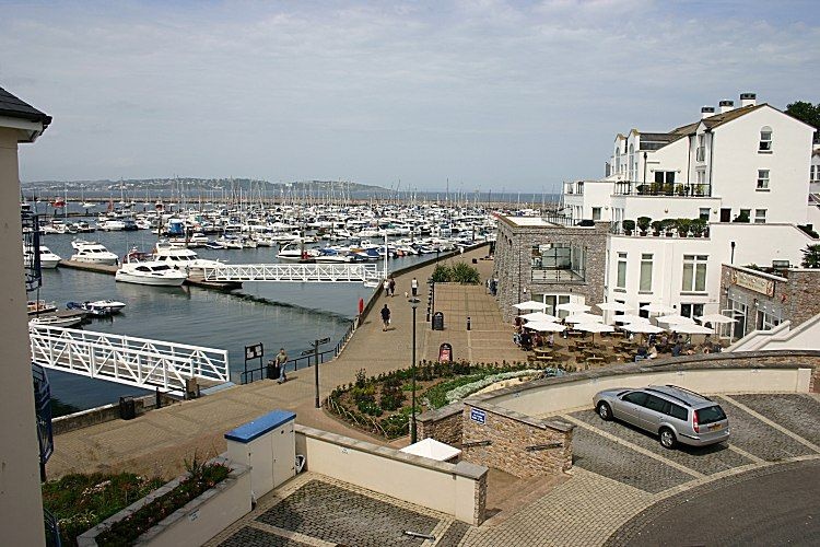 55 Moorings Reach