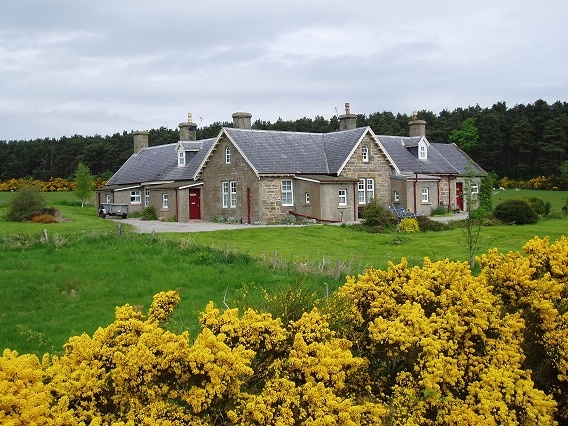 Easter Dalziel Farm Cottages