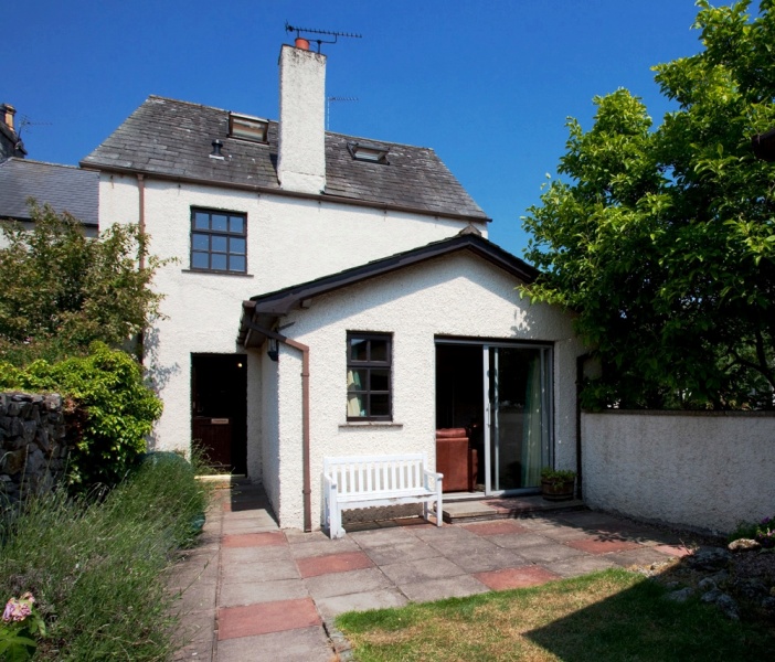BRIDGELANDS COTTAGE