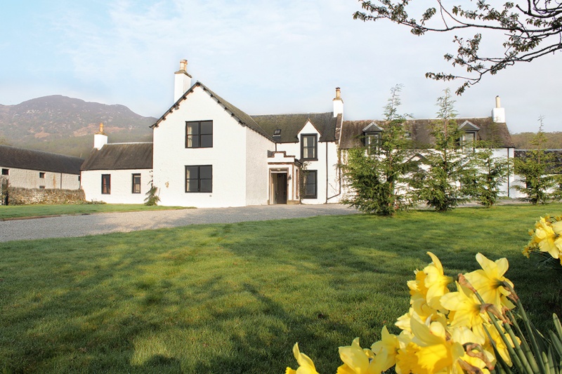Biallid House