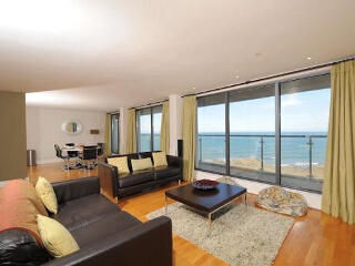 The Penthouse Bay View, Nassau Court