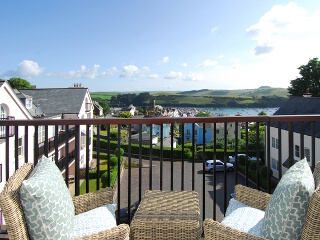 16 Combehaven