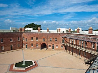 Palmerston House, Golden Hill Fort