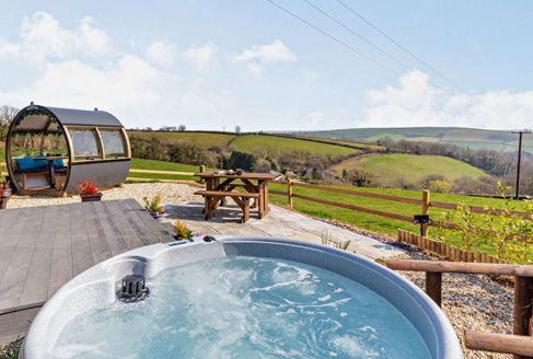 A holiday cottage with hottub and views