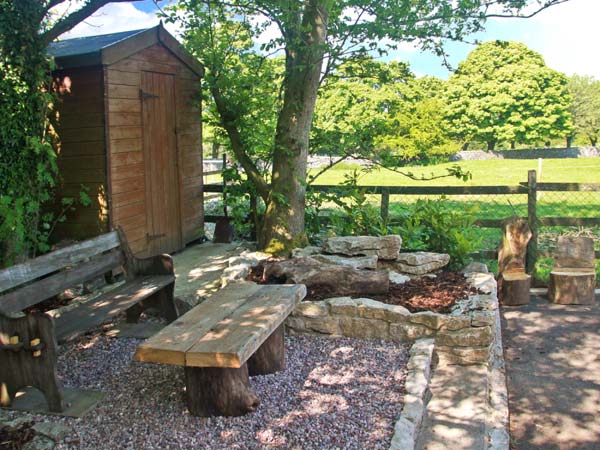 Horse Mill Lodge