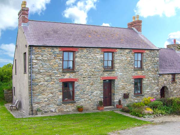 Gwryd Bach Farmhouse
