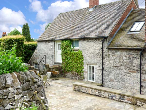 Hallcliffe Cottage