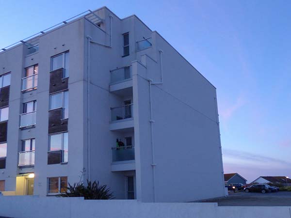 Penthouse Flat, Pentire Point