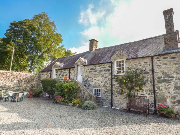 Henblas Granary
