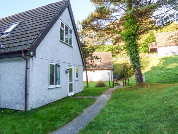 33 Valley Lodge