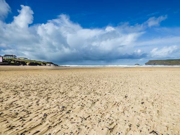 4 Tides Reach Bungalows